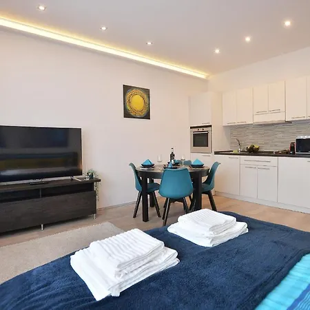 Netta Apartment *